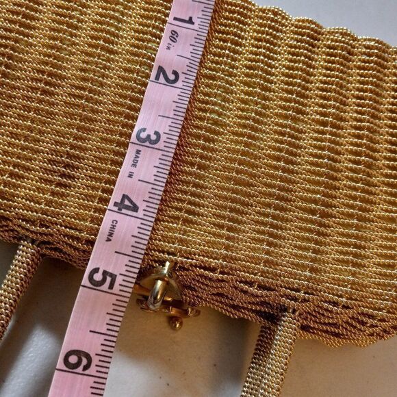 Vintage Woven/Twisted Gold Tone Wire bag Cottagecore Granny chic Special Event - Picture 8 of 8